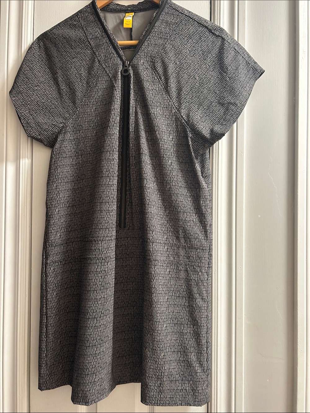 LOLË Textured Gray Zip-Front Midi Dress